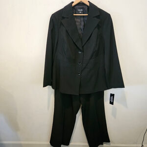 Women's isabella NWT Black Pinstripe Pantsuit Plus Size 18W